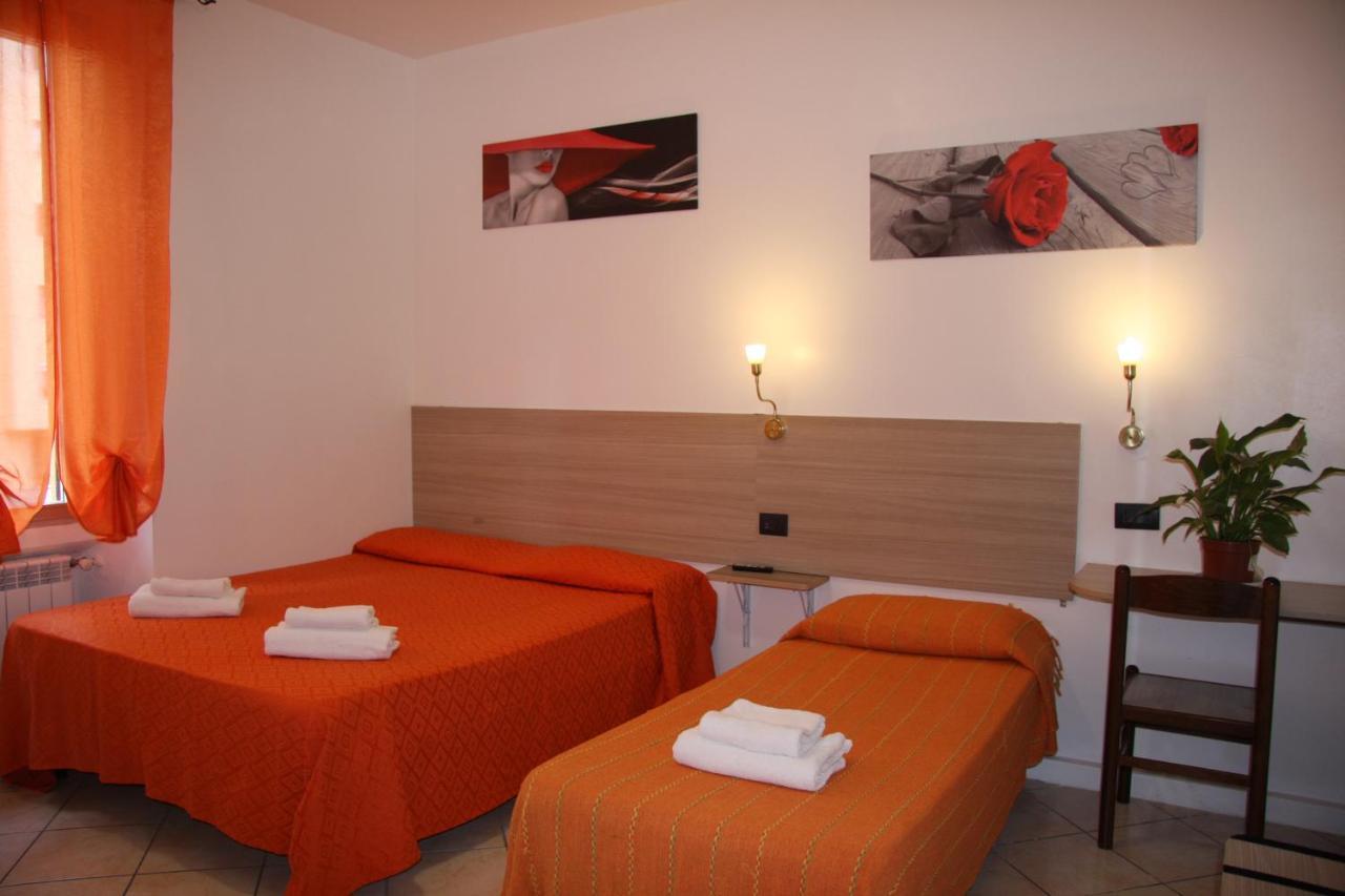Hotel Adelchi Milano Exteriör bild